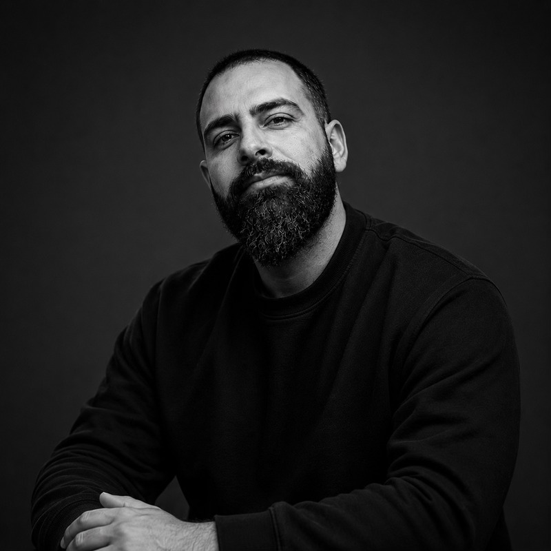 Mahamood Attia, Schwarzweiß-Porträt